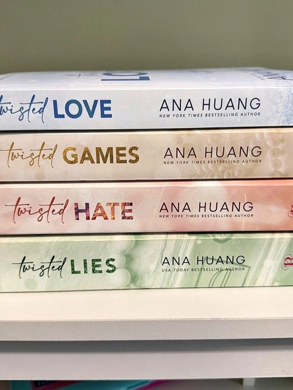 Bloom Books Twisted series 4-Book Set Ana Huang